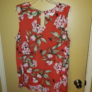 c & e size 2X red floral sleeveless blouse